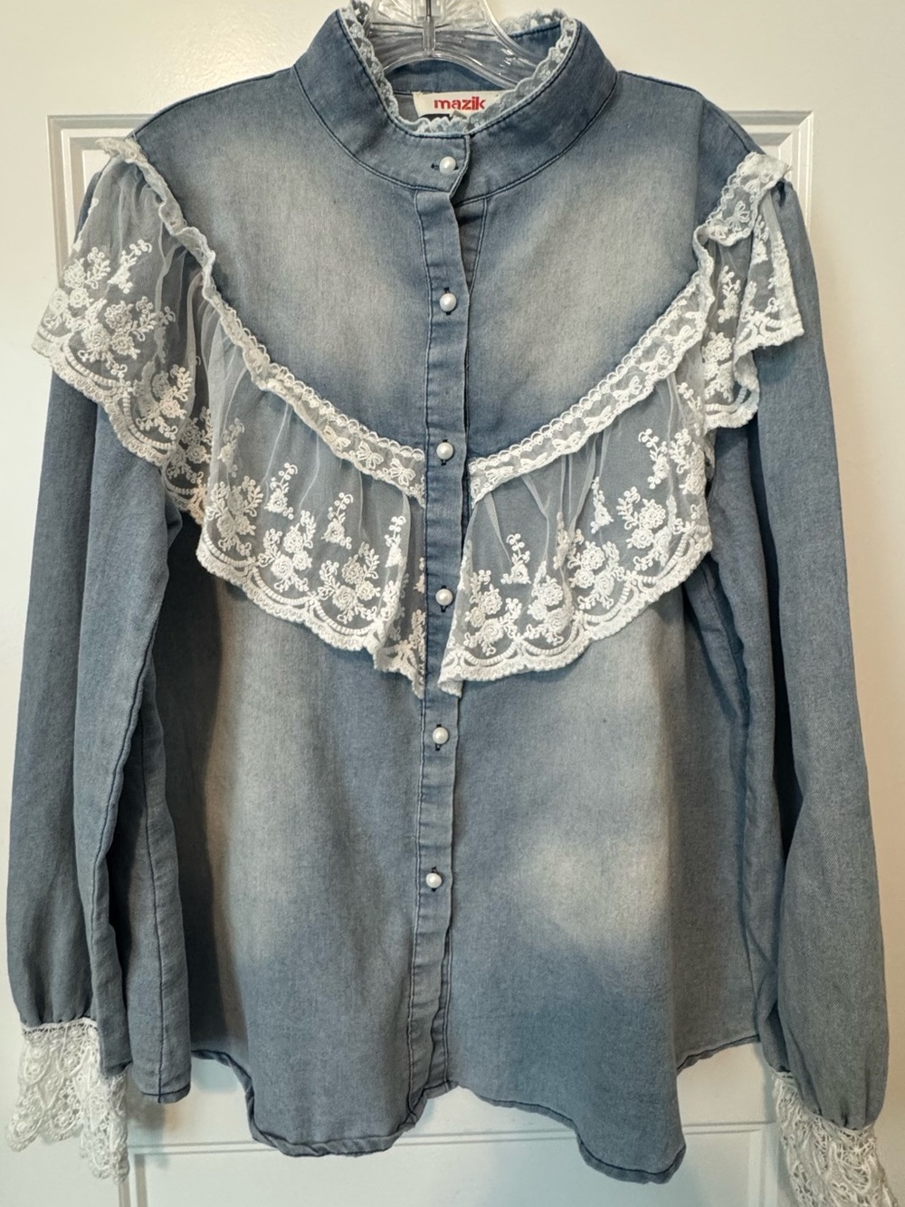 Mazik Chambray Lace Ruffle Blouse Victorian Prairie Pearl Button Top Size M